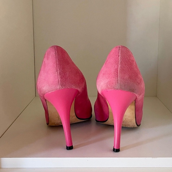 Barbie HOT PINK suede BeBe pumps heels shoes silver buckle round toe Y2K US W 9 - Picture 5 of 13